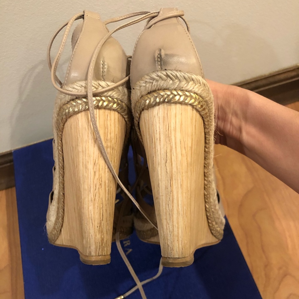Aquazzura beige leather lace up wedge sandal - Picture 5 of 7